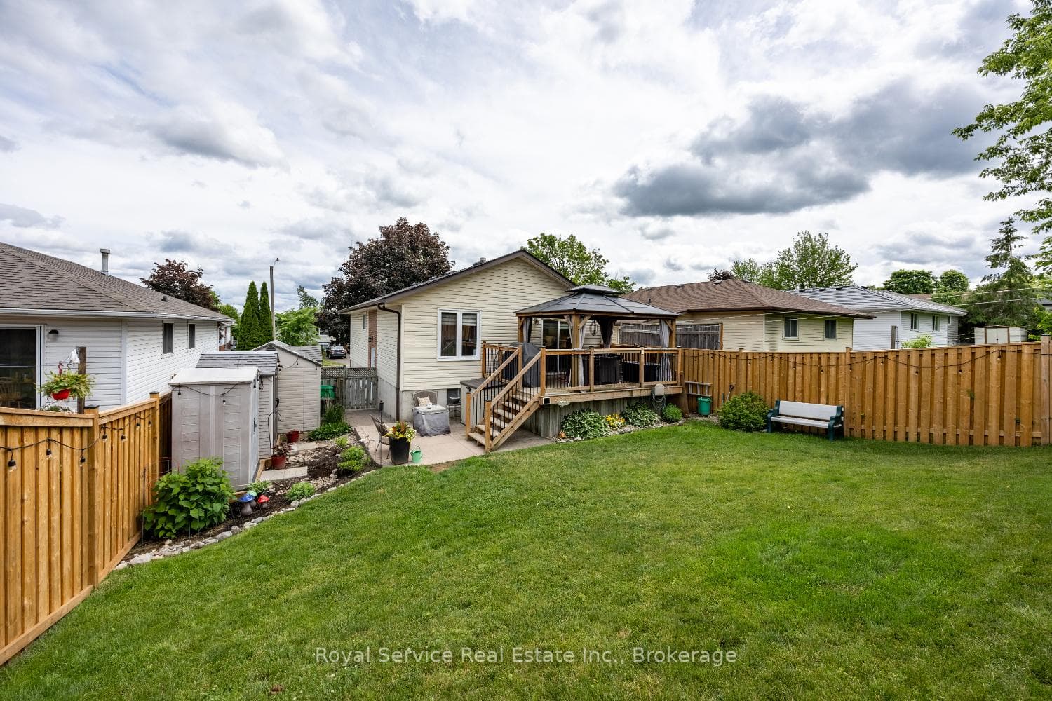 900 Stewart Drive photo 37
