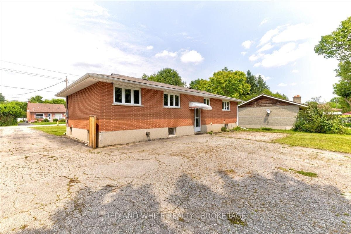 88 SCHWEITZER Street photo 20