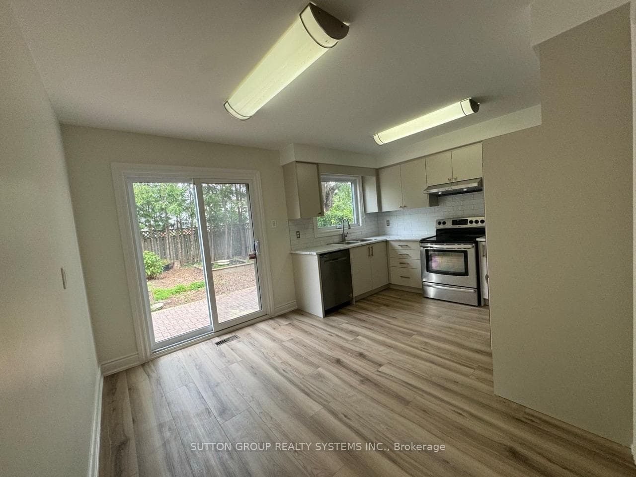 4521 Longmoor Road photo 3