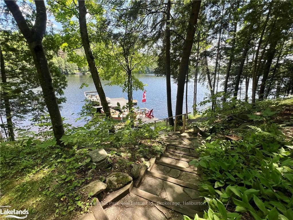 1362 HODGSON Road photo 4