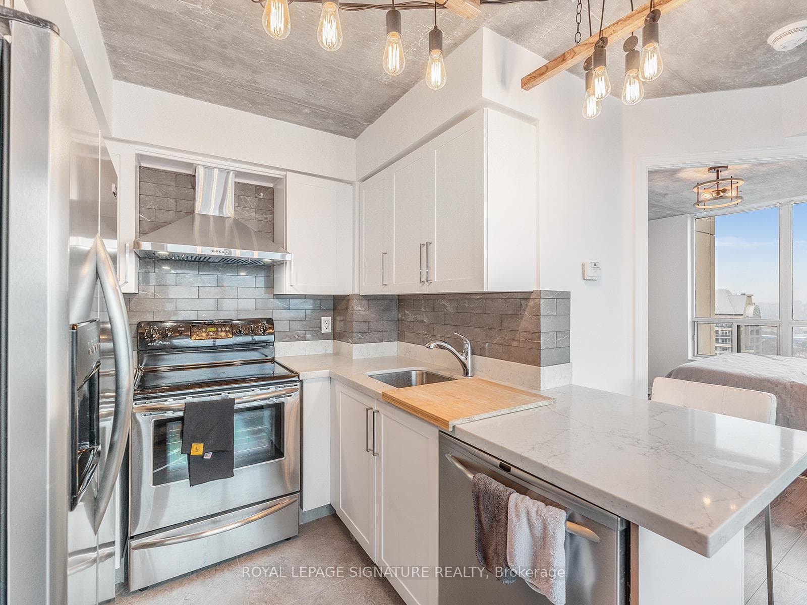 17 Barberry Place Unit 2307 photo 13
