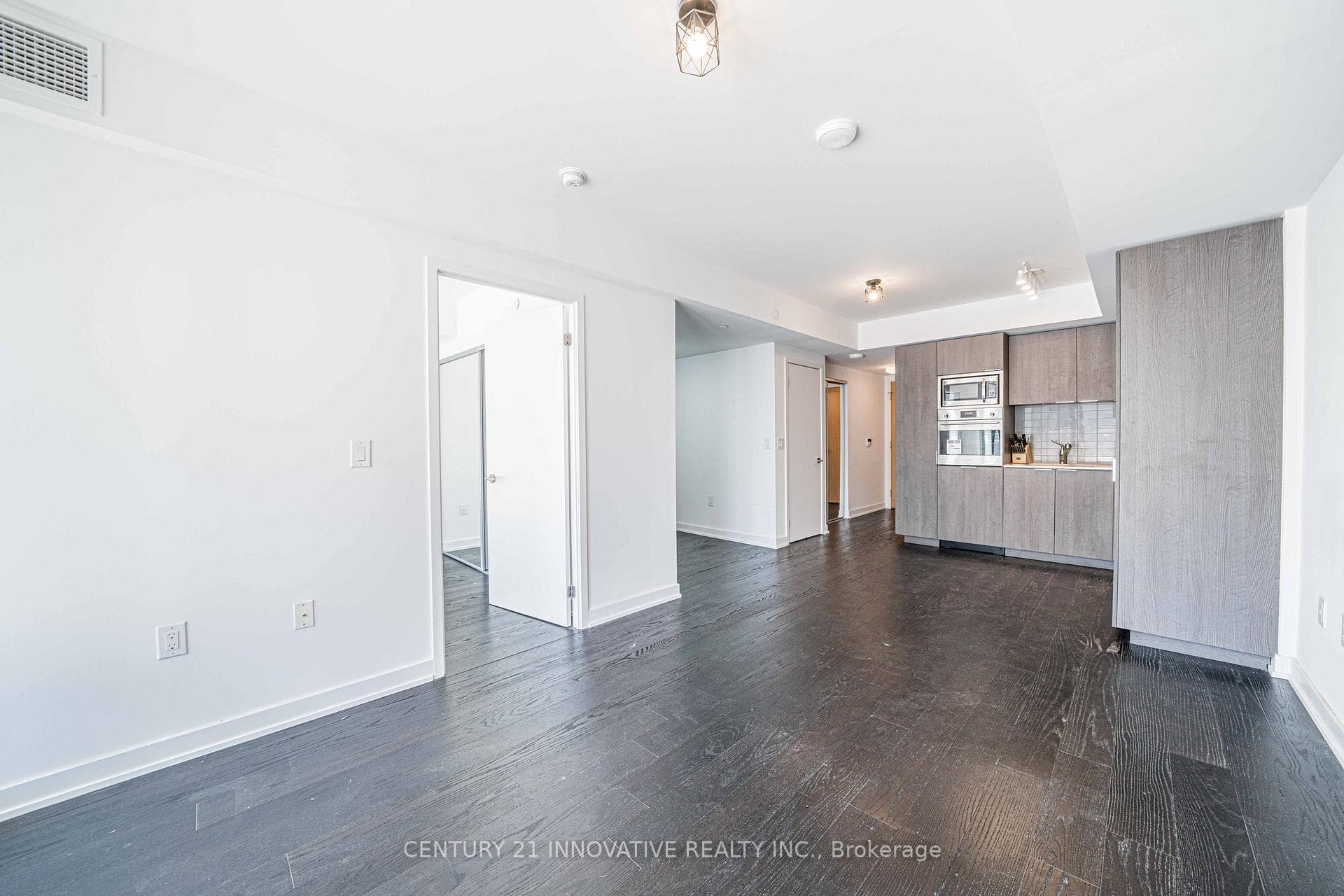 11 Wellesley Street Unit 804 photo 18