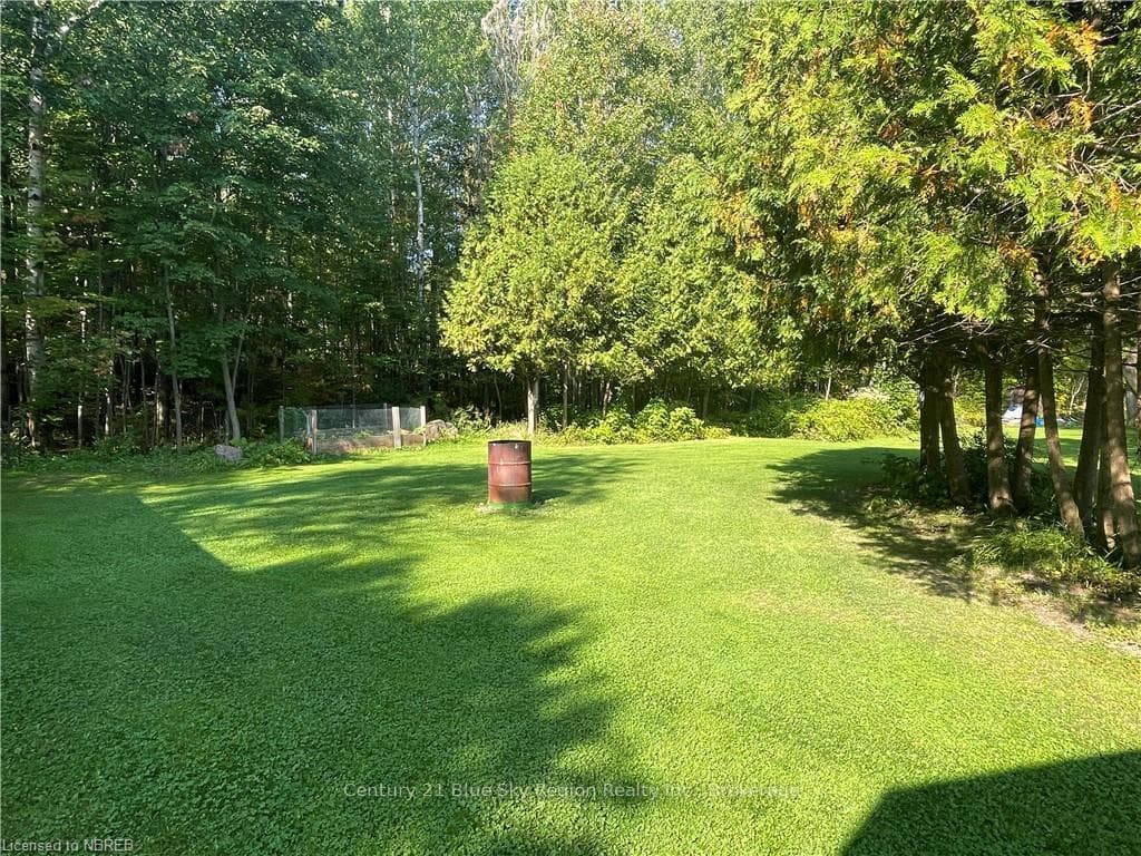 64 EGLINGTON Street photo 32