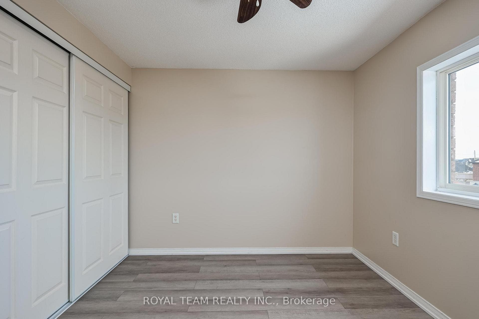 186 Madelaine Drive photo 25