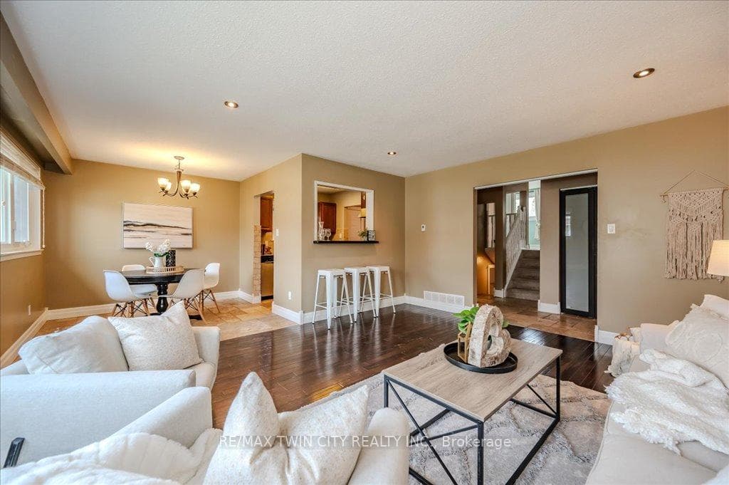 63 Markwood Drive photo 12