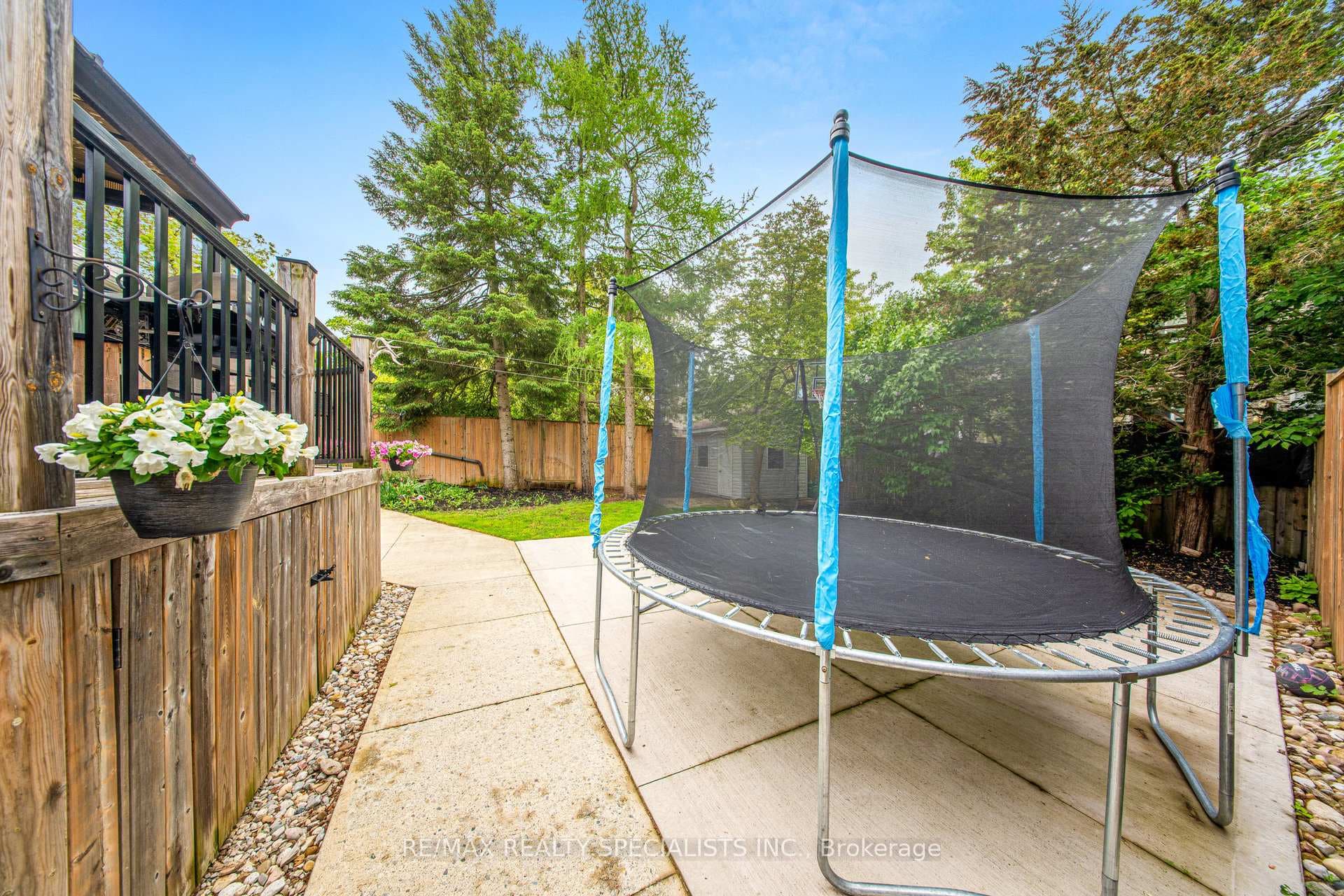 99 Pinnacle Drive photo 47