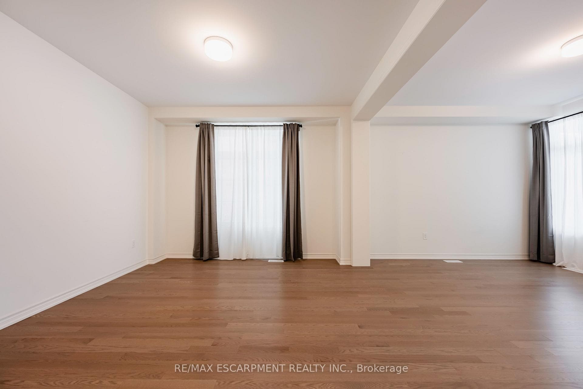 48 Sparrow Way photo 8