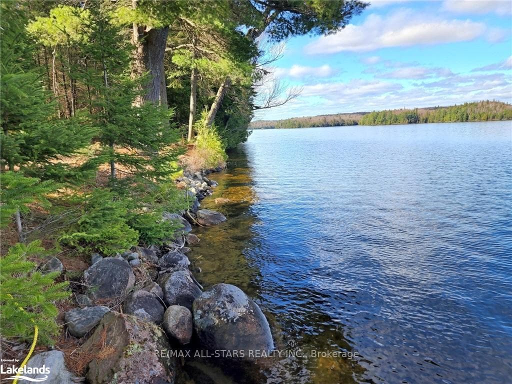 1156 Smoke Lake N/A photo 23