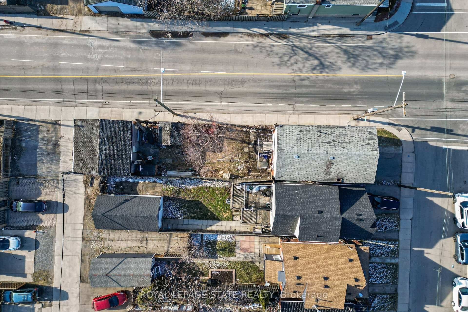 240 Paling Avenue photo 34