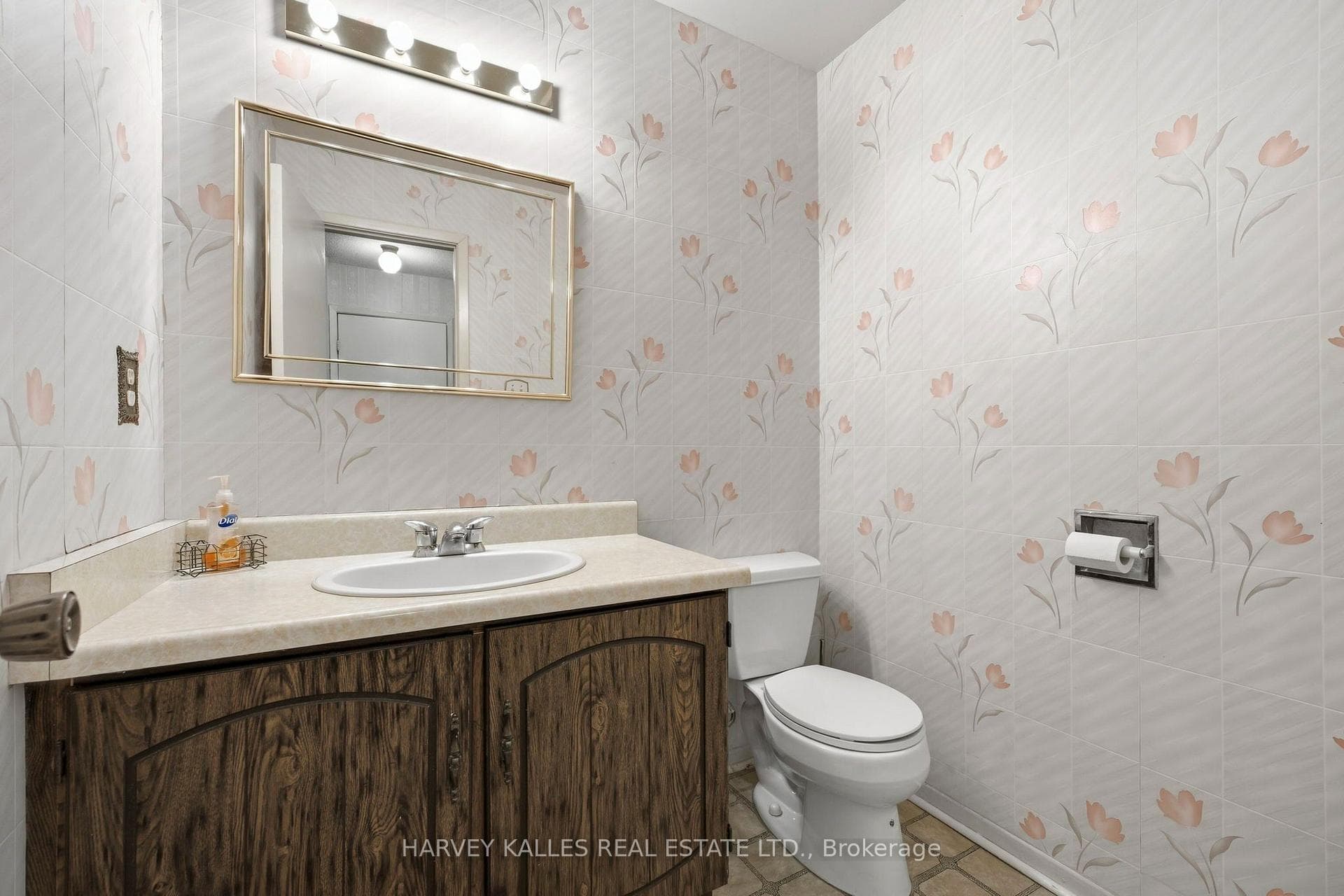 39 Newington Crescent photo 7