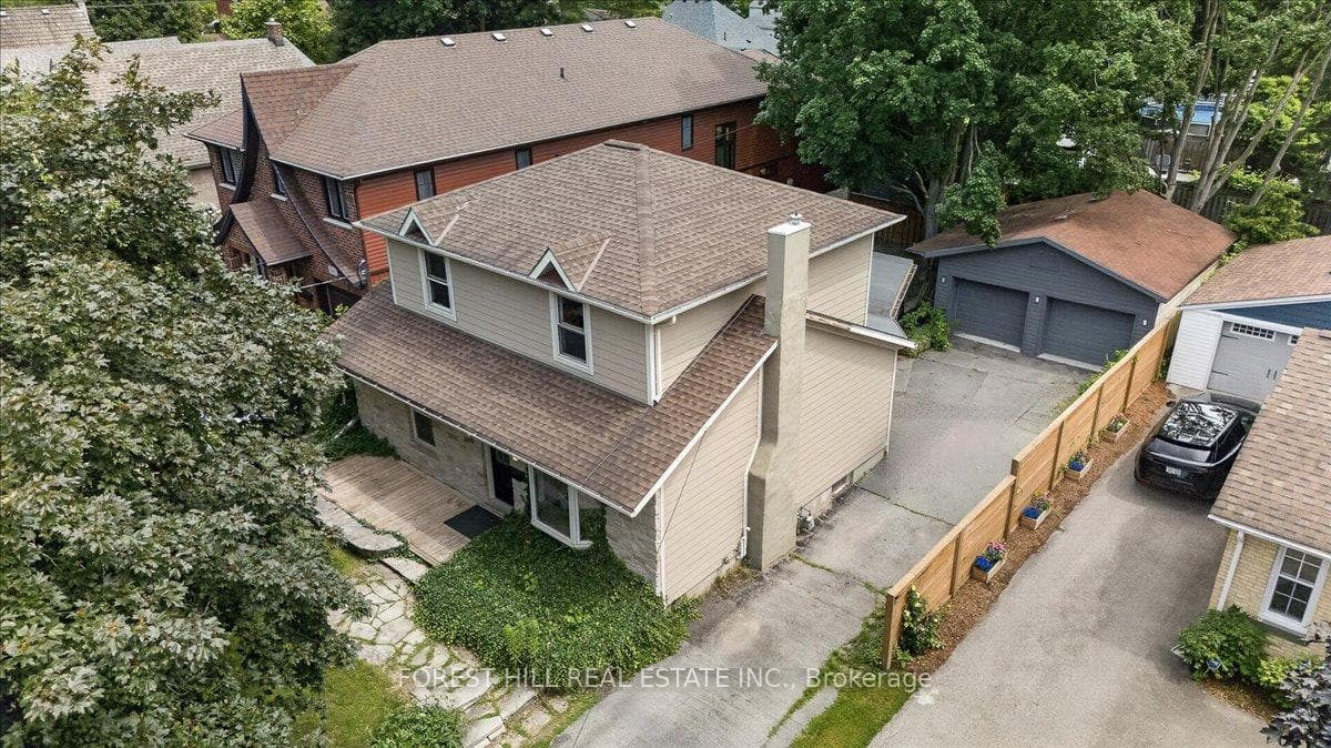 840 Maitland Street photo 42
