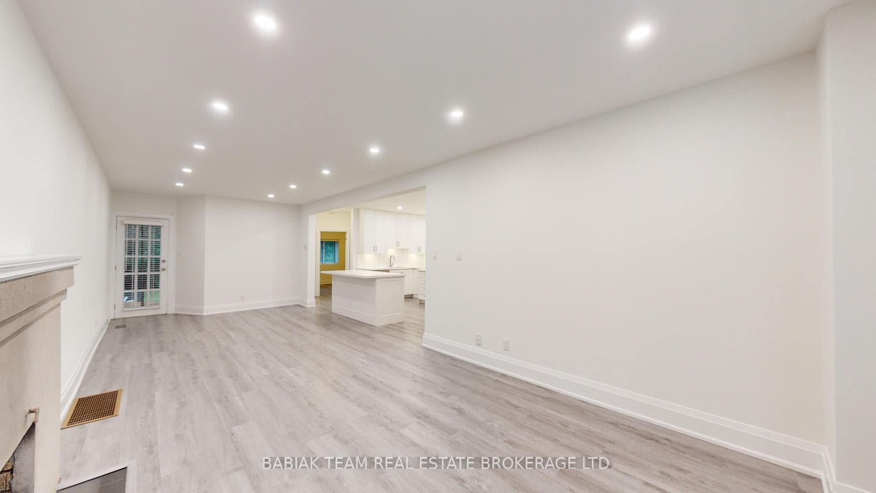 19 Grassmere Road Unit Main photo 12