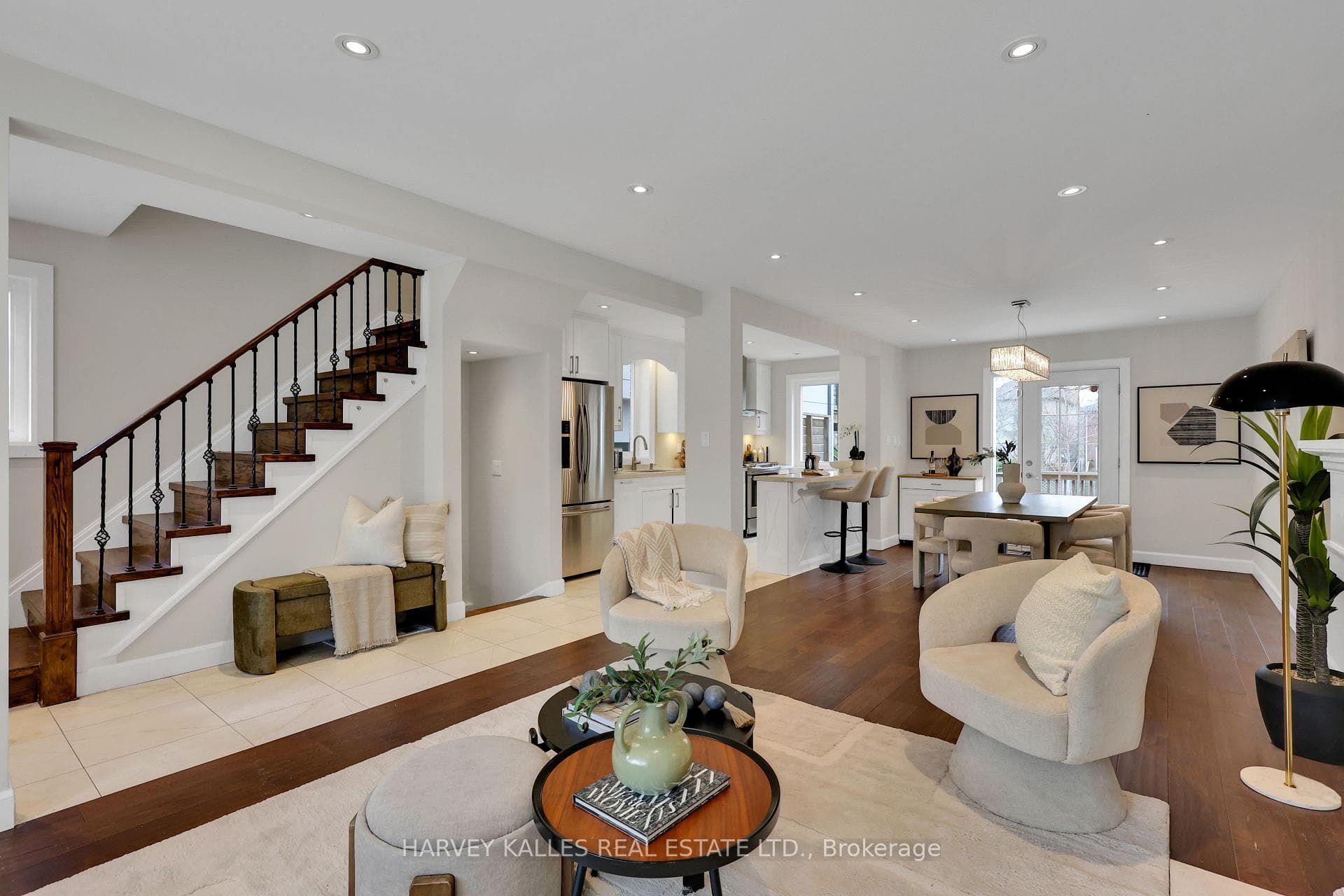 320 Melrose Avenue photo 12