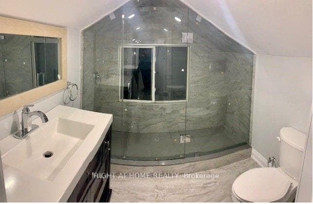 442 Broadway Avenue Unit Upper photo 13