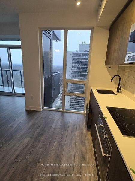 117 Broadway Avenue Unit 2410 photo 14