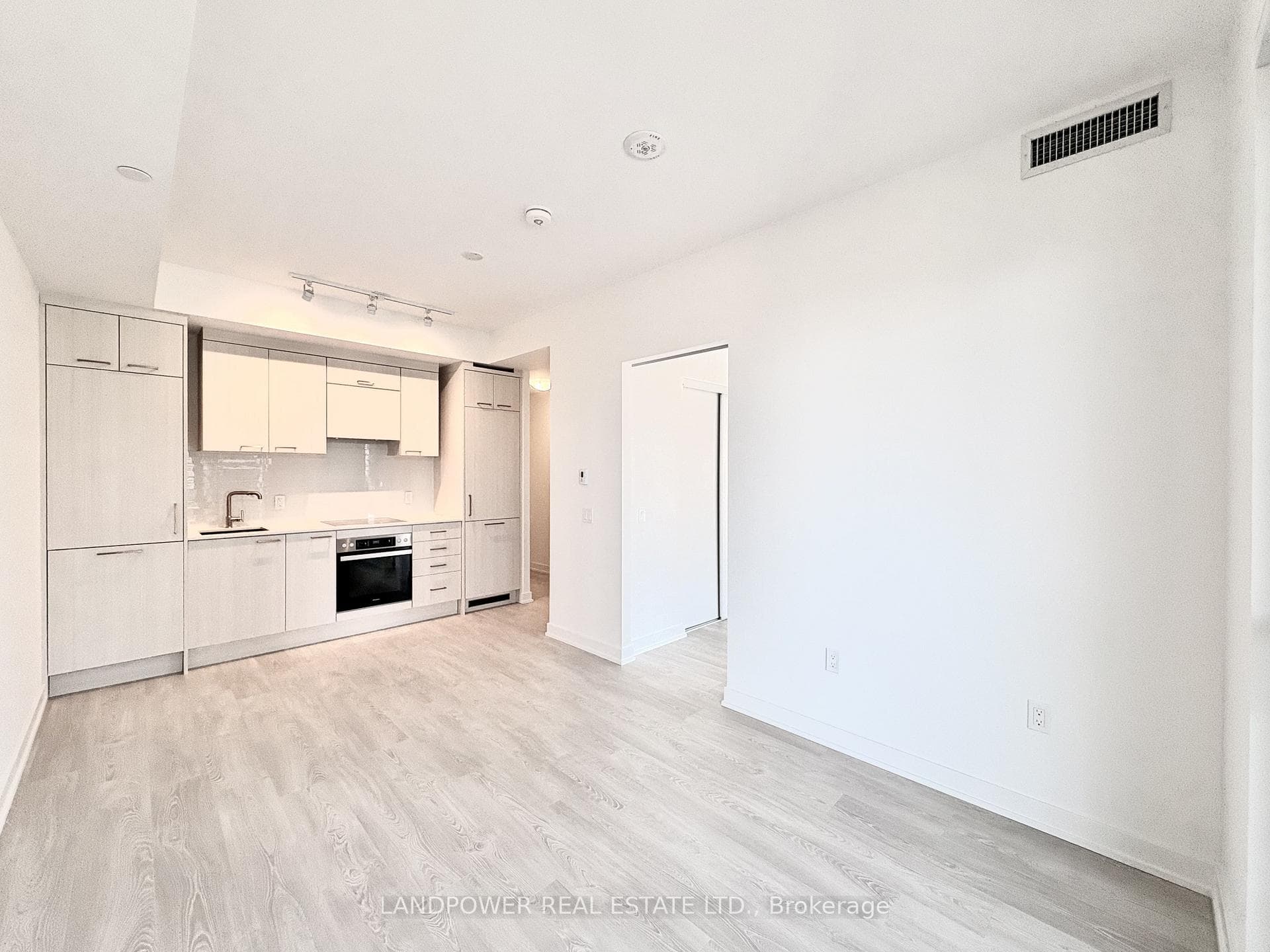 634 Church Street Unit 1606 photo 1