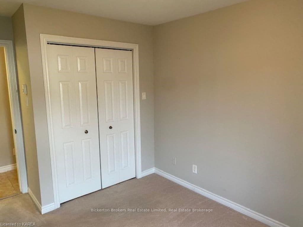 237 OAK Street Unit 1202 photo 14