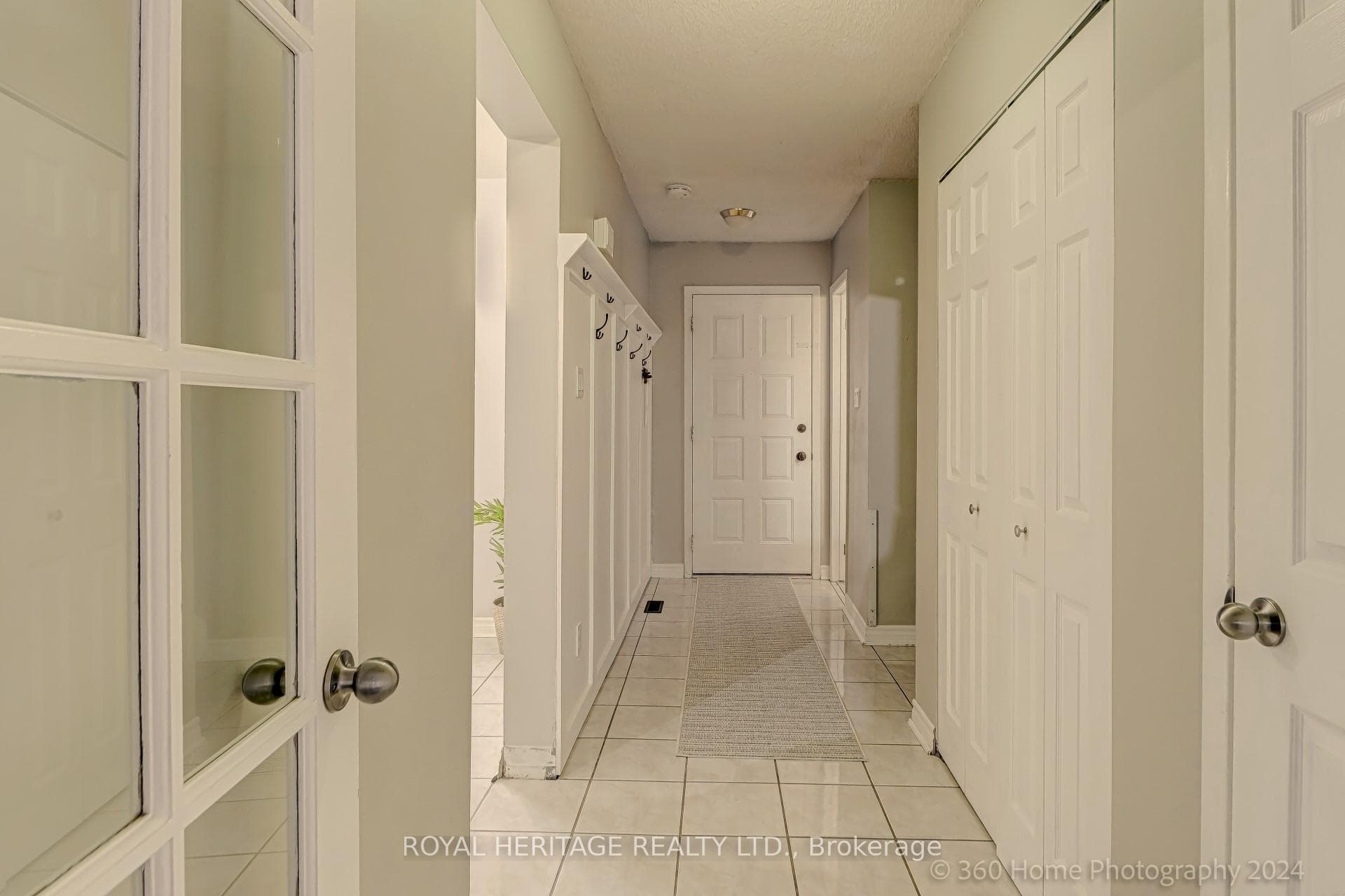 1130 Tanzer Court photo 4