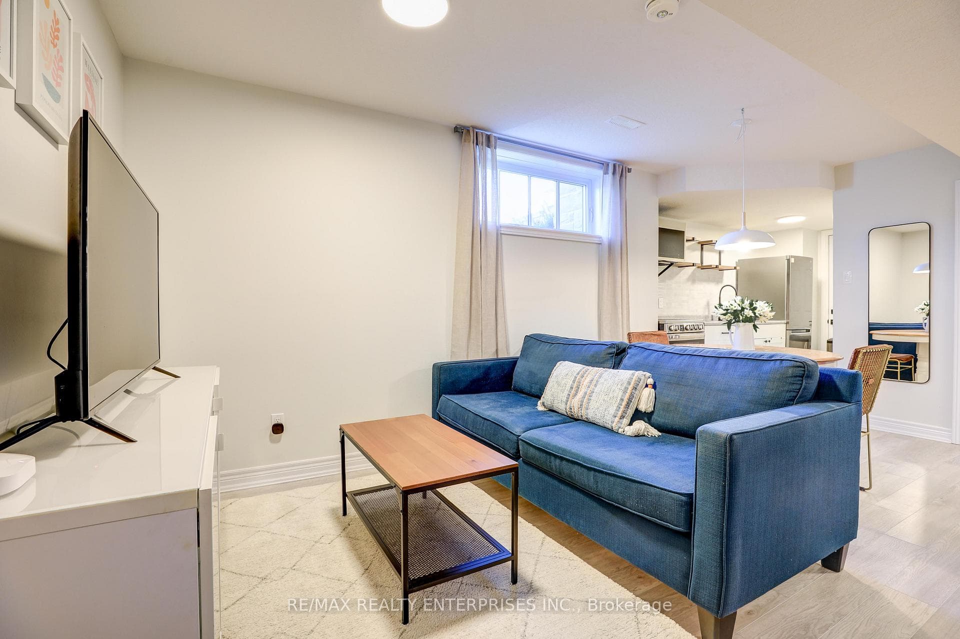 29 Maidens Crescent Unit 2 photo 8