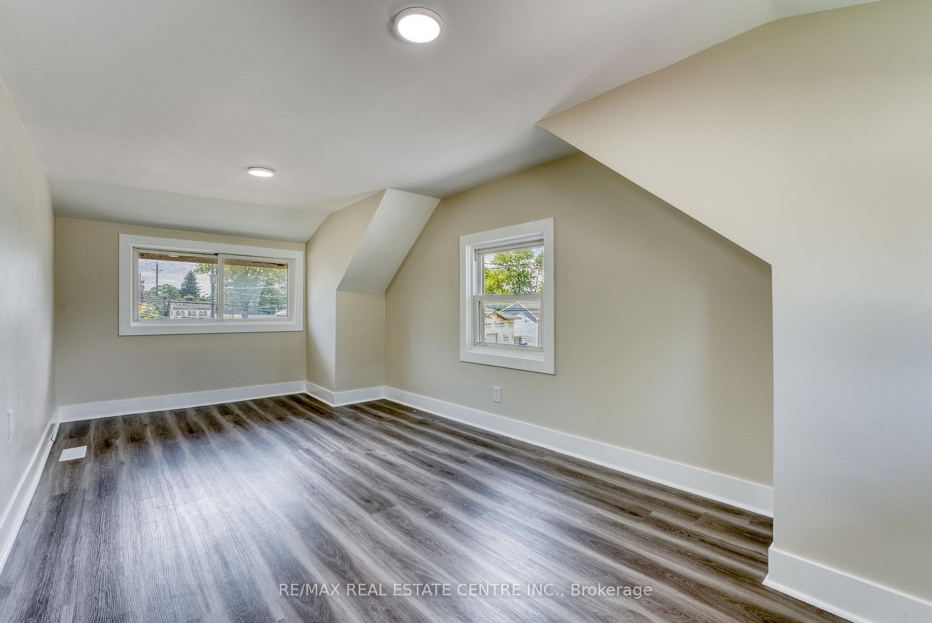 88 Lorne Avenue photo 20