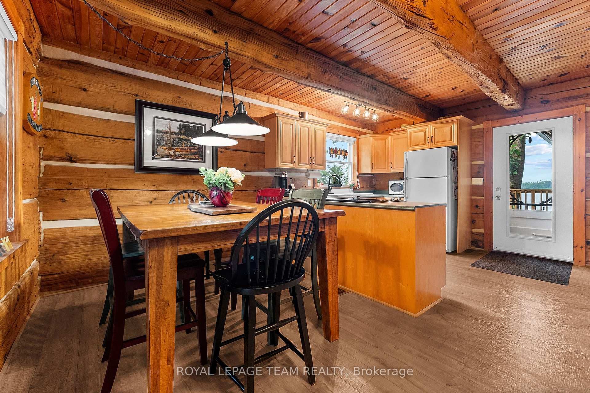 58 Hendry Lane photo 12