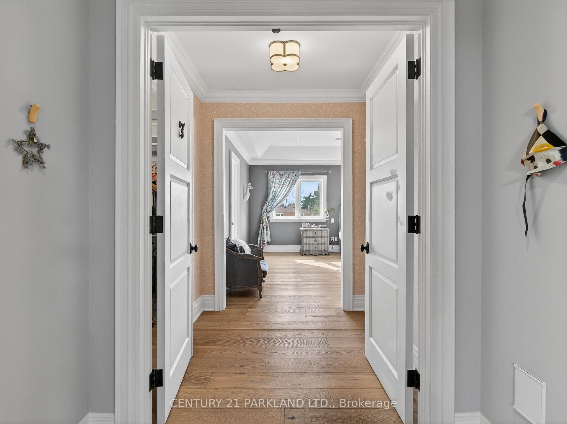 101 Arten Avenue photo 40