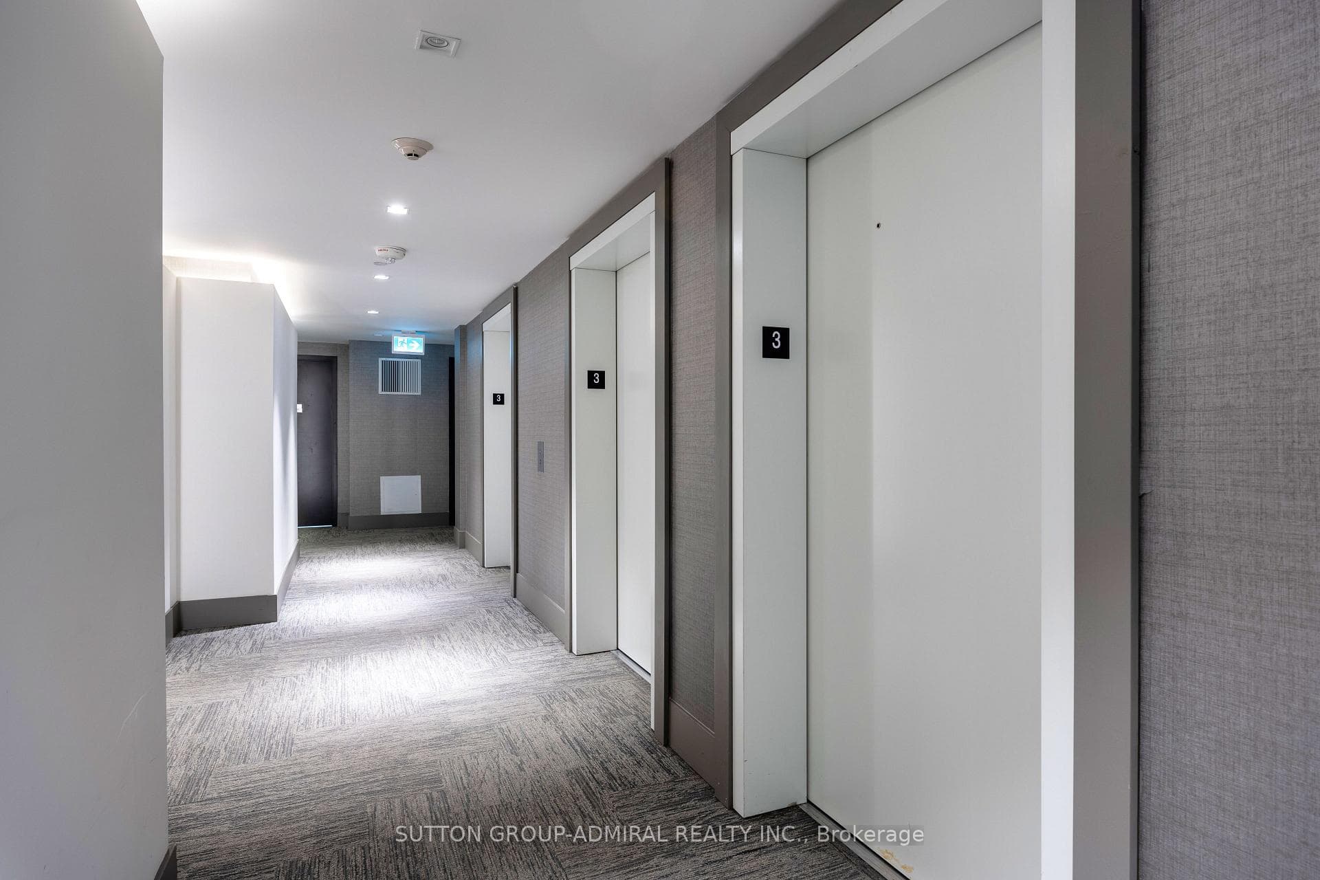 2916 Highway 7 Road Unit 303 photo 4