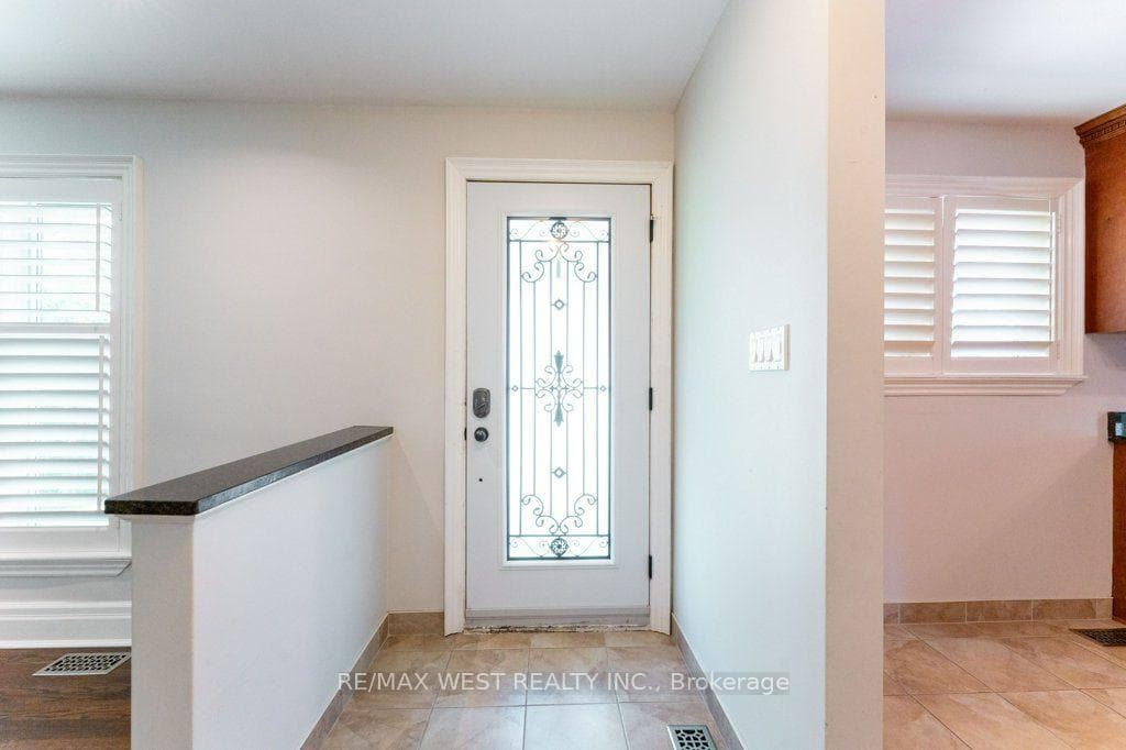 67 May Avenue photo 2