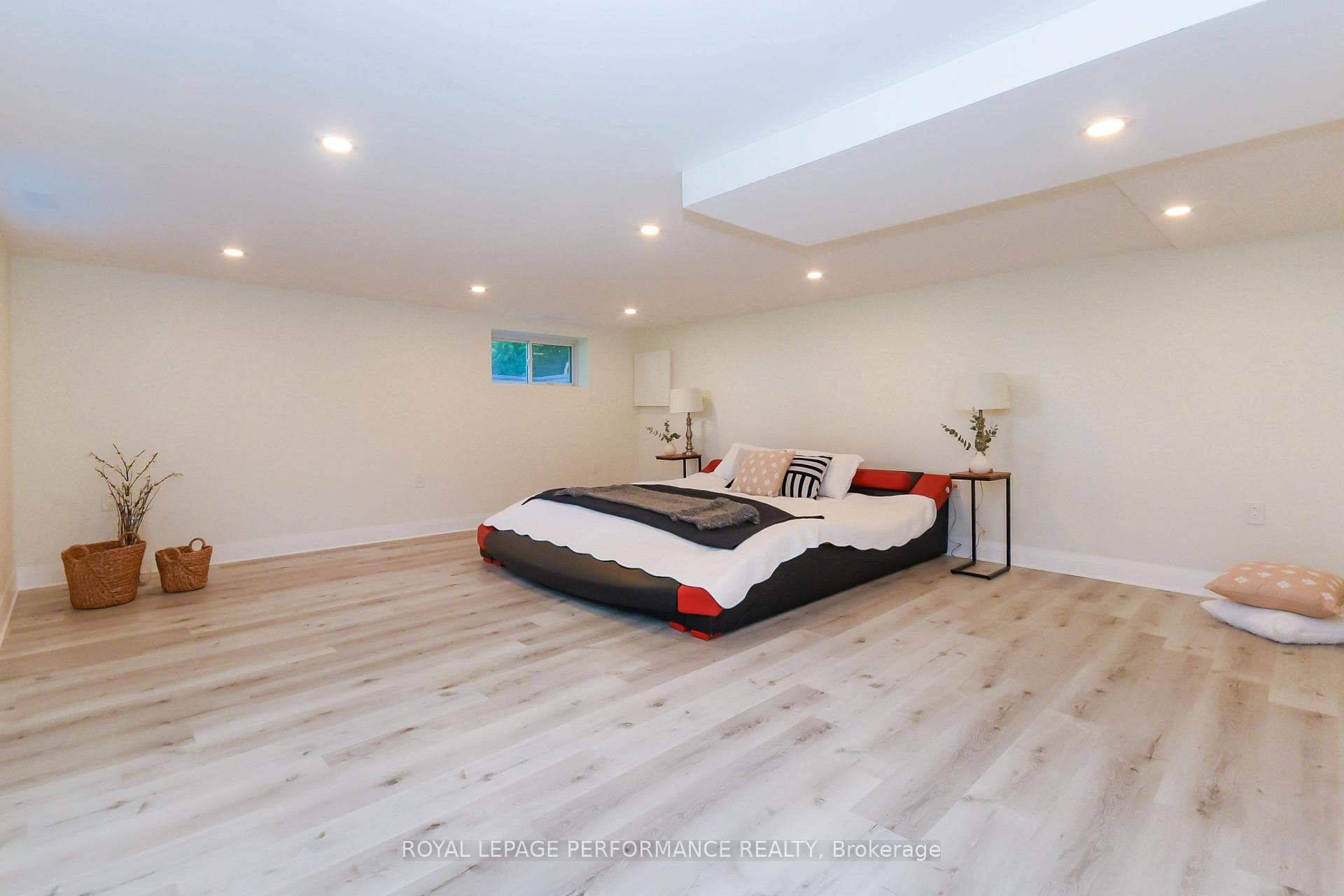 839 Nicholson Avenue photo 33