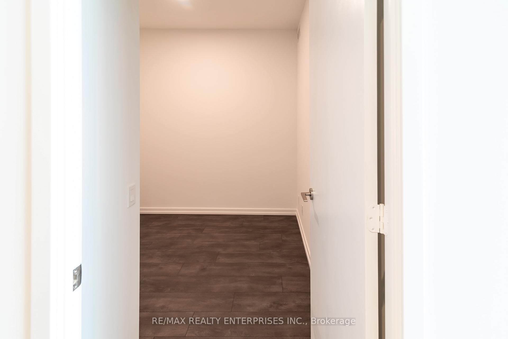 7890 Jane Street Unit 4203 photo 9