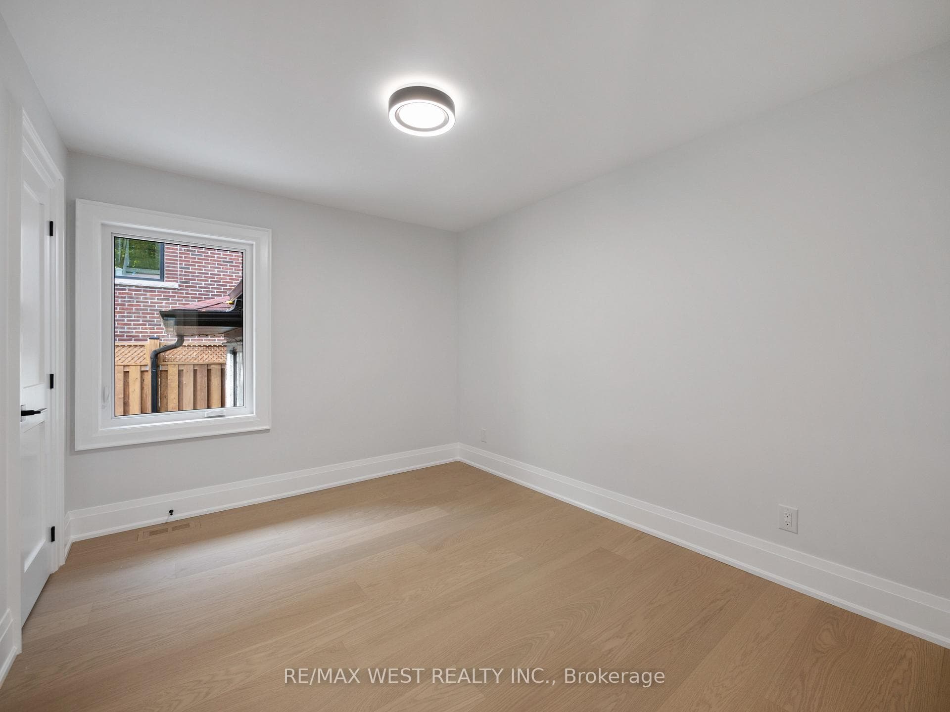 24 Appledale Road photo 22