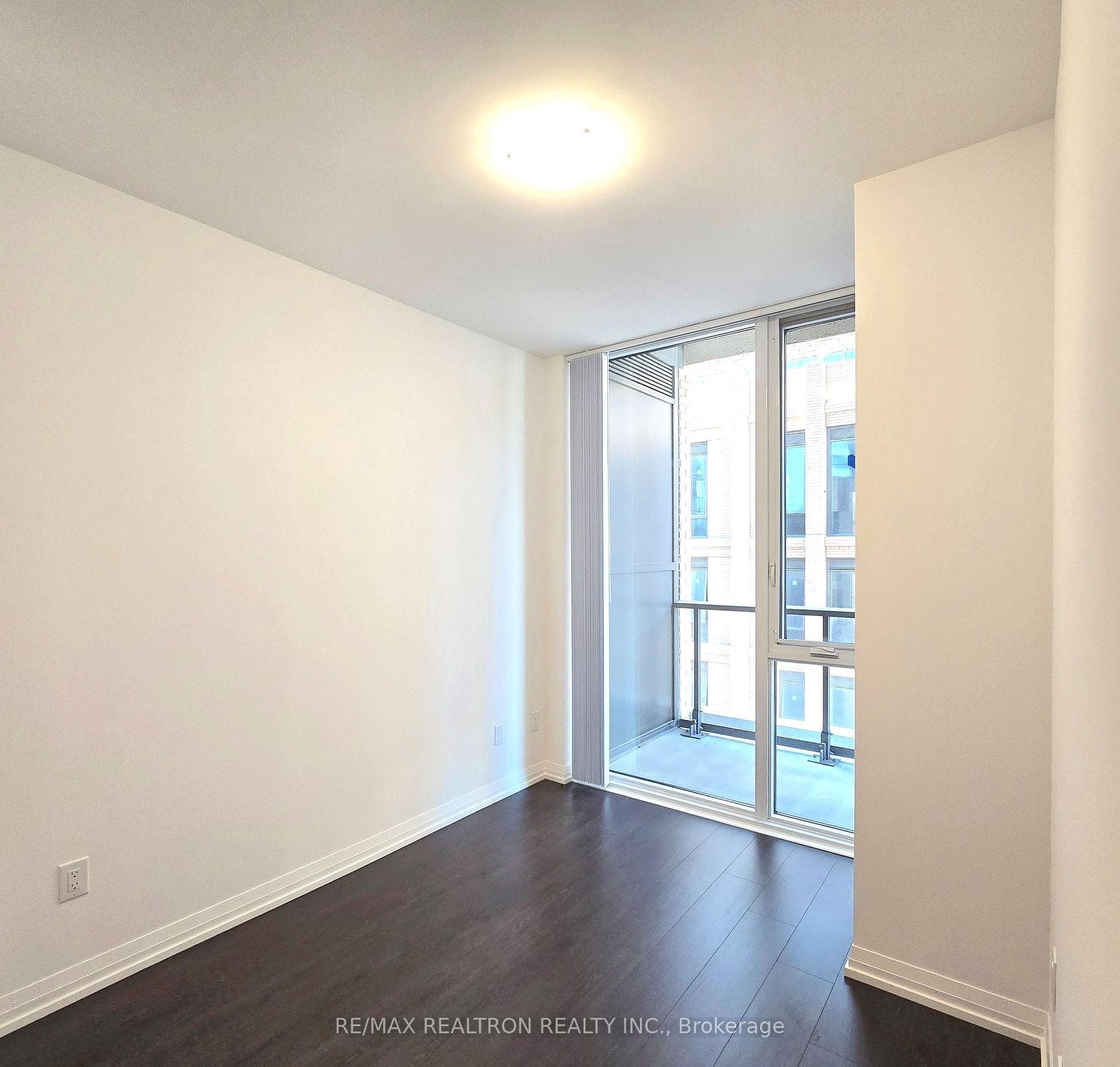 8 Widmer Street Unit 1204 photo 18