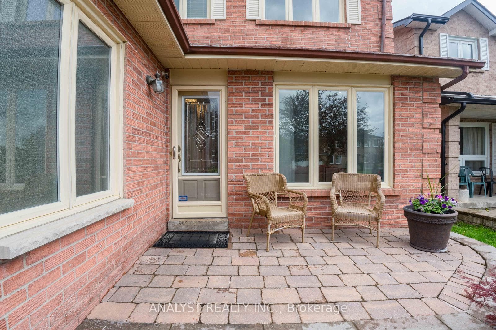 43 Fountainbridge Drive photo 8