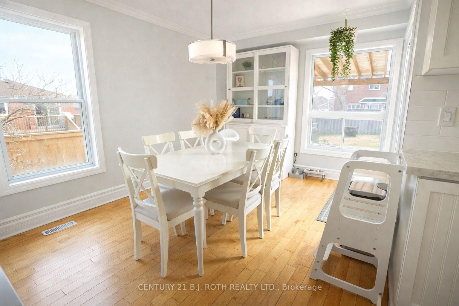 9 Laidlaw Drive photo 5