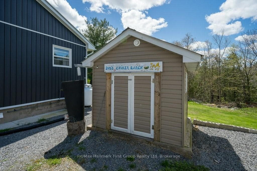 5856 COUNTY RD 41 Road photo 37