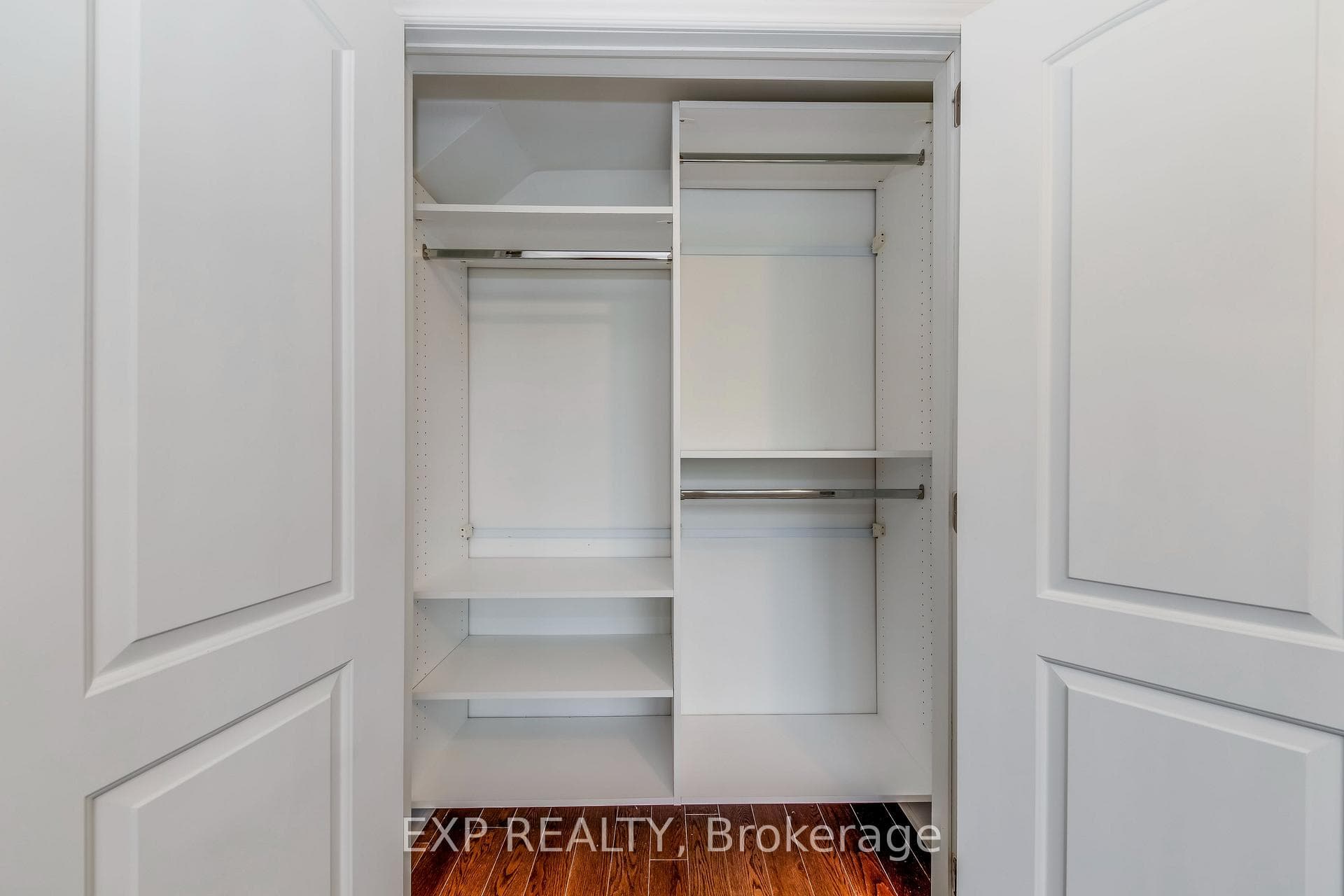 1135 Montrose Abbey Drive photo 27