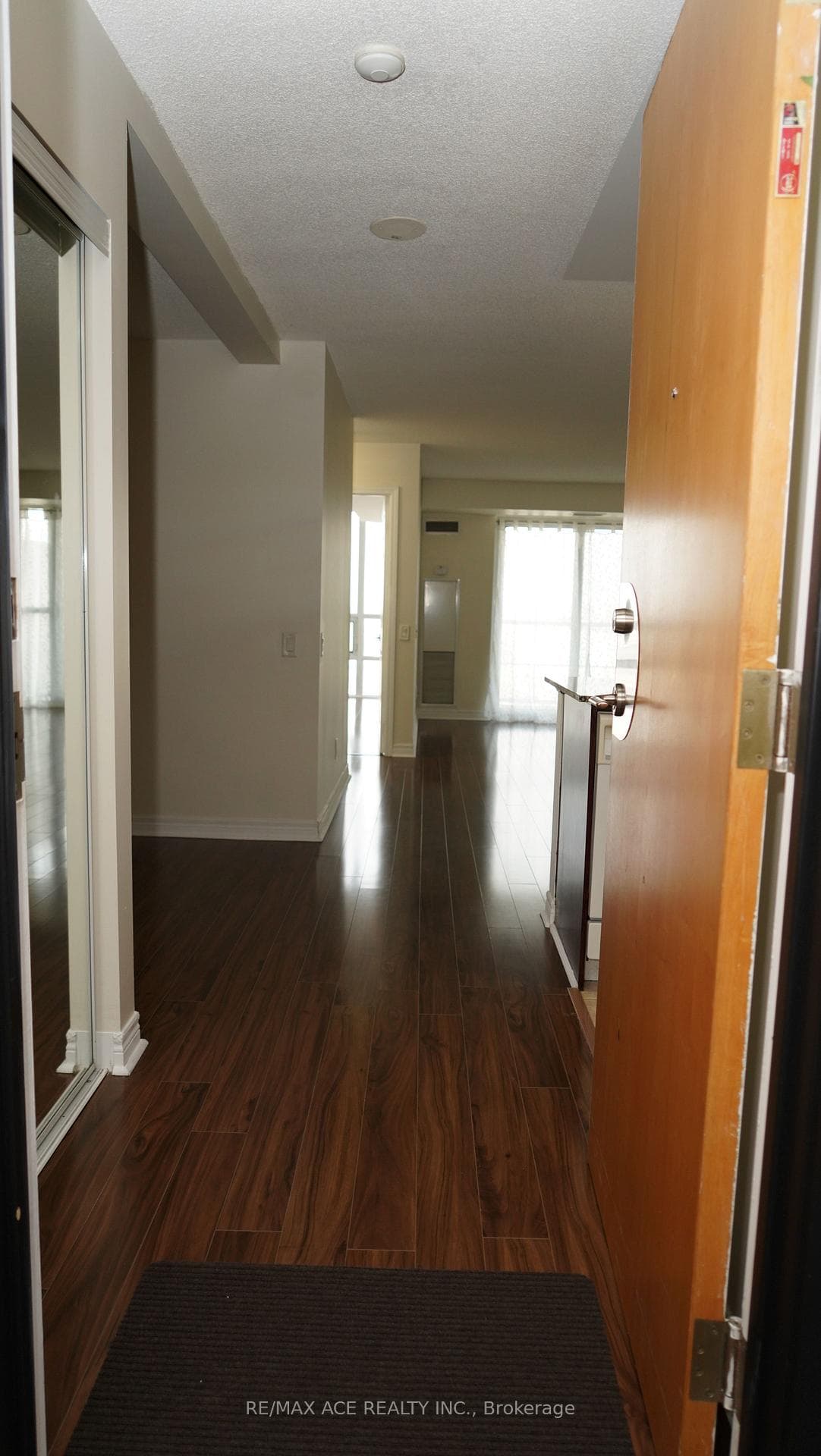 83 Borough Drive Unit 803 photo 5