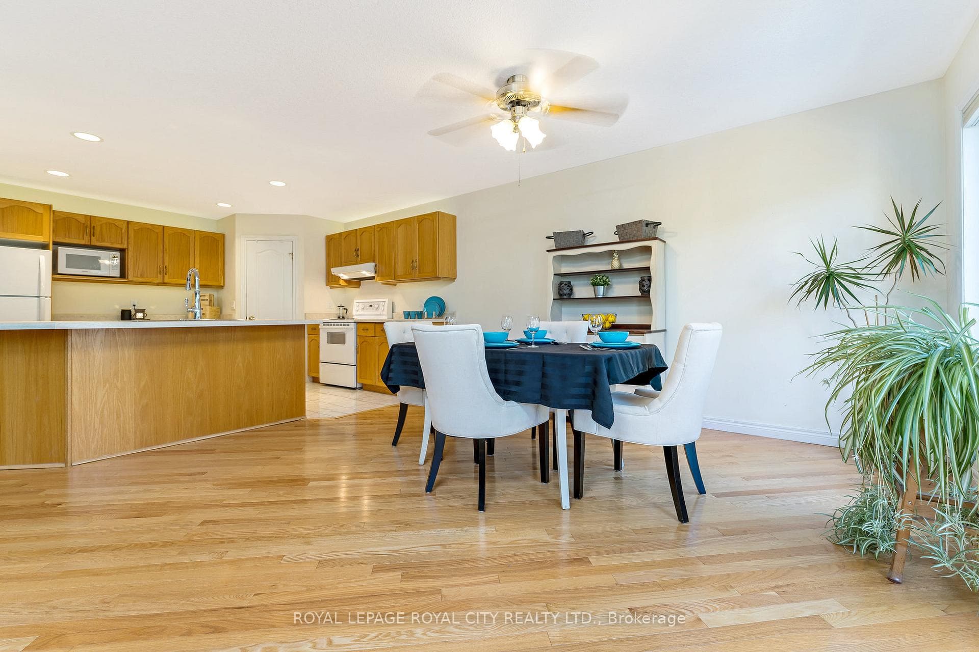 157 Riverwalk Place photo 12