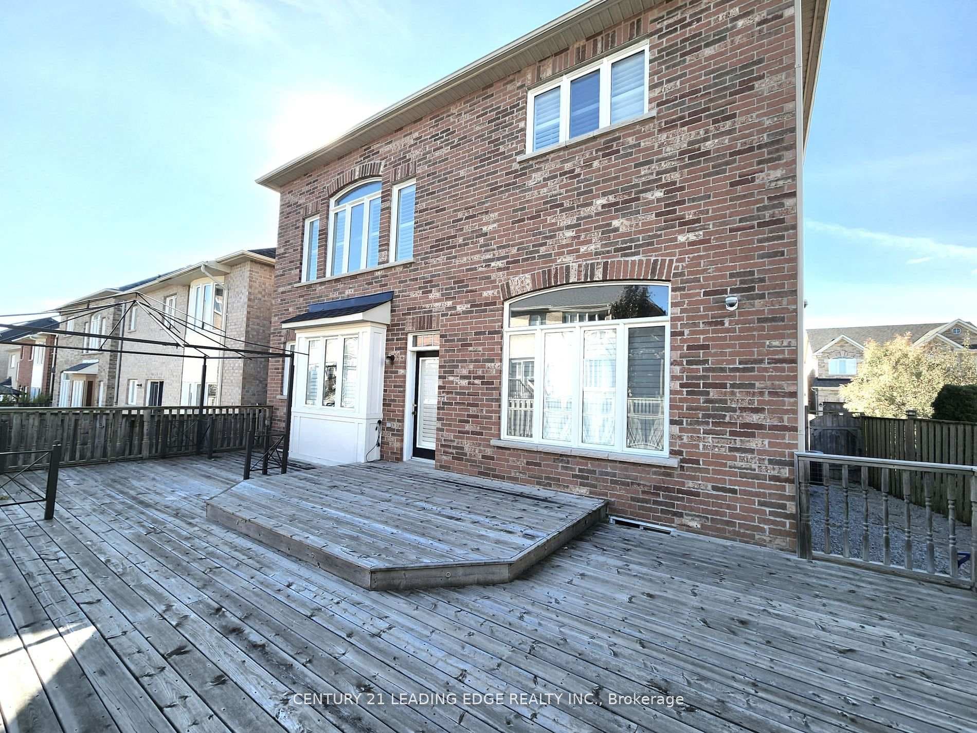 24 Carberry Crescent photo 37