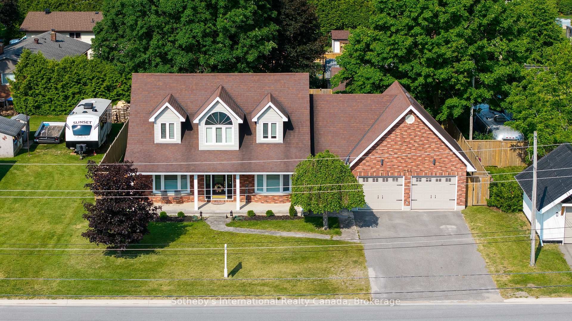 154 Mary Street photo 45