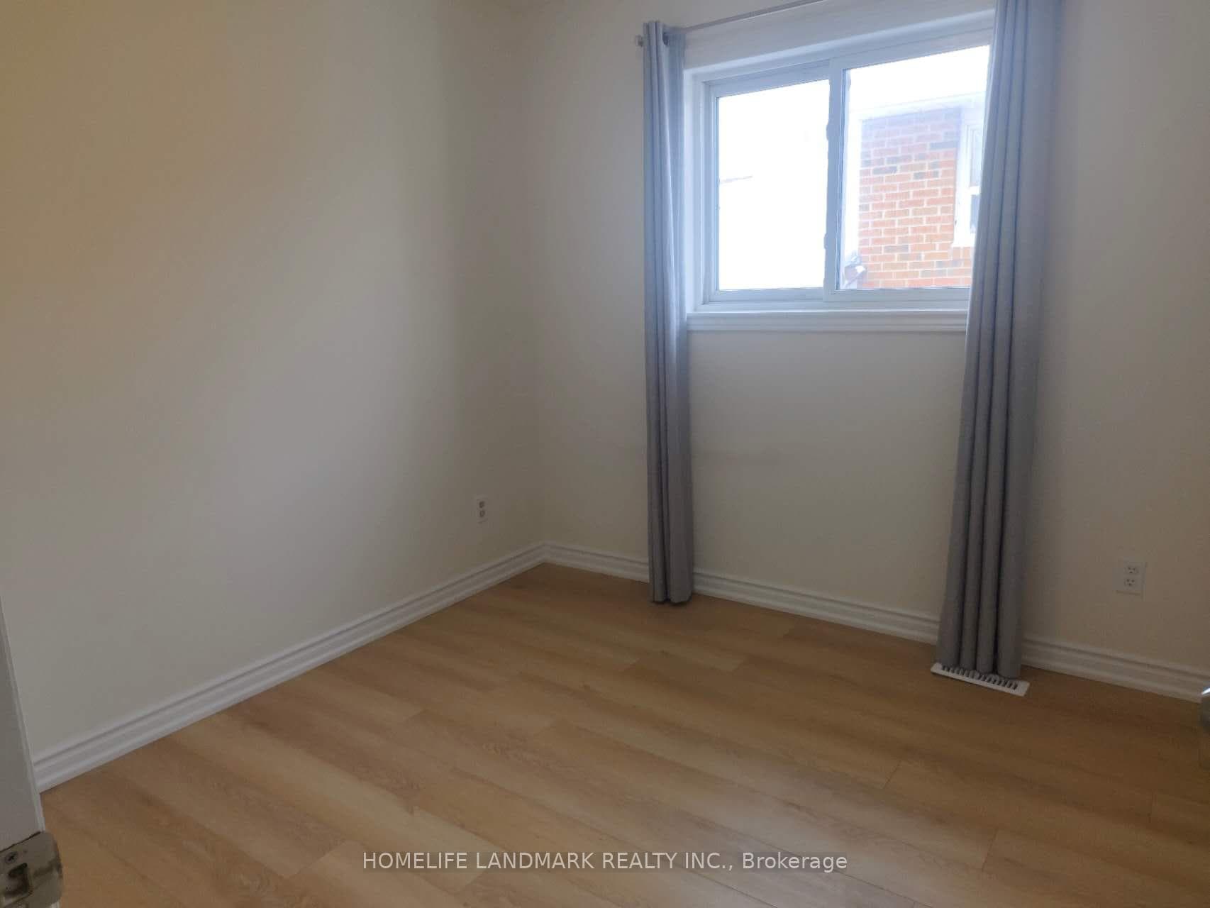 2527 Kingsberry Crescent Unit upper photo 10