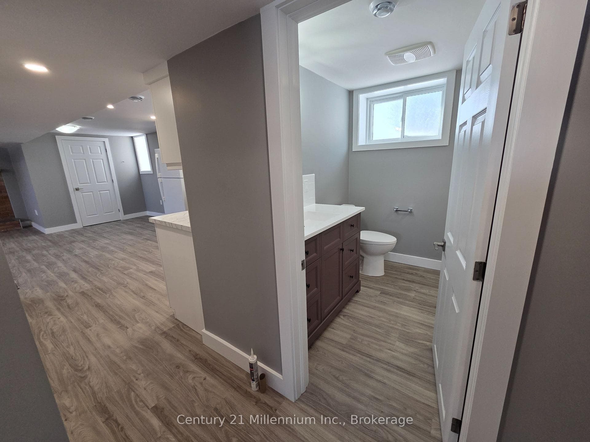 398 Kingsway Street Unit Unit 2 photo 10