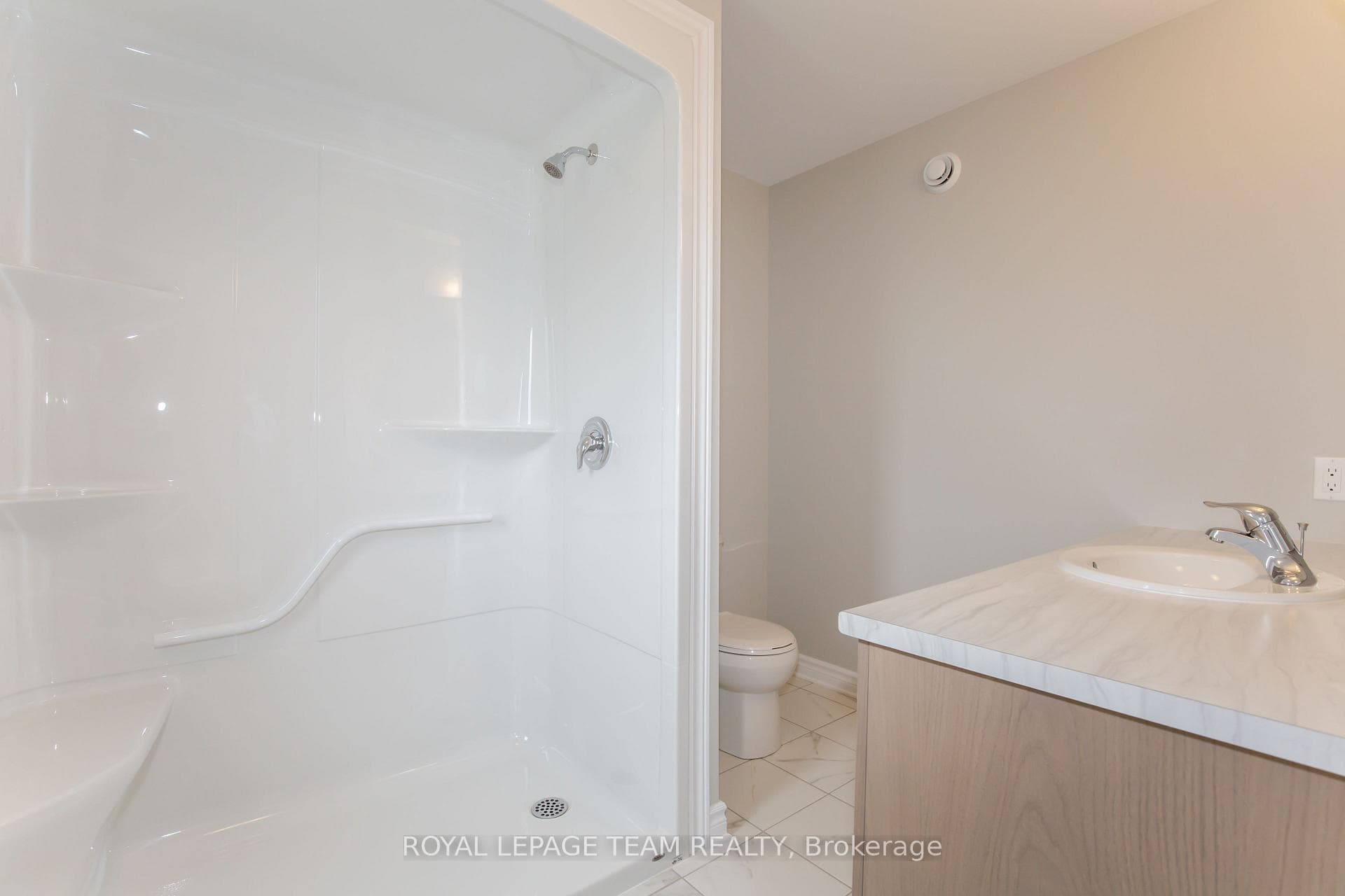 80 Morgan Clouthier Way photo 32