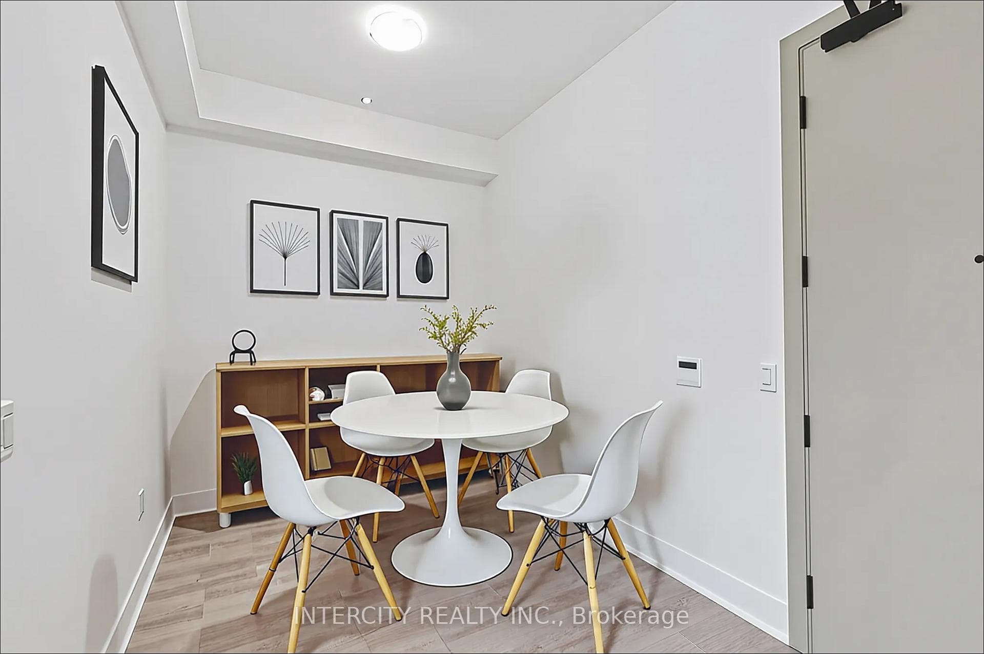 2075 King Road Unit 135 photo 9