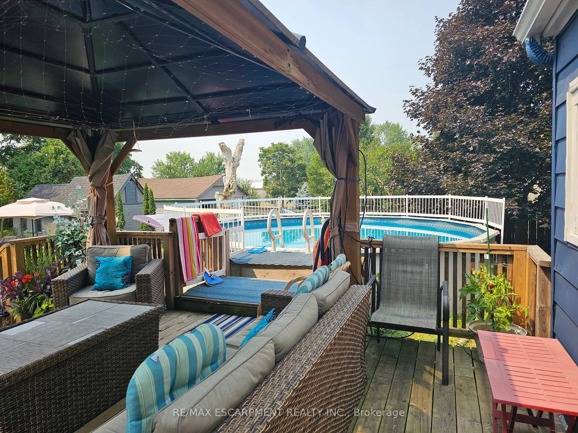 2340 WILSON Street photo 24