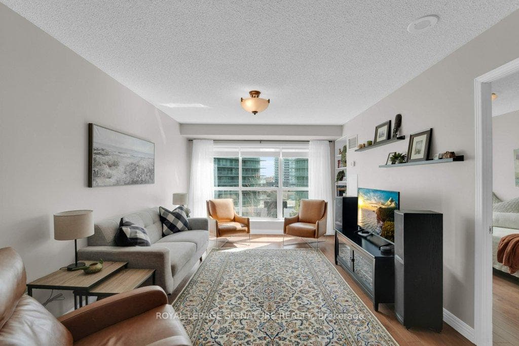 23 Lorraine Drive Unit 717 photo 20