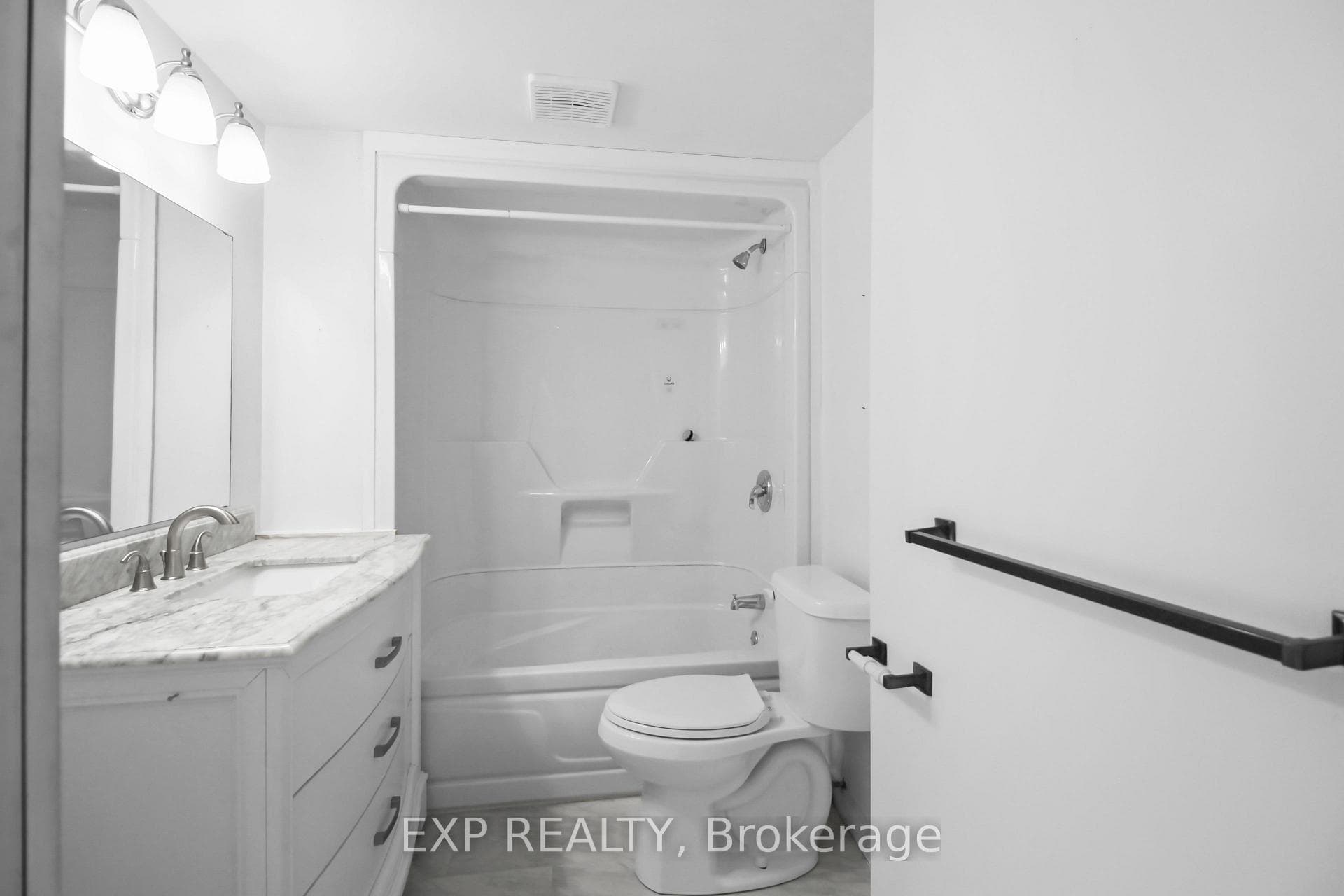 9 Centre Street Unit 104 photo 29