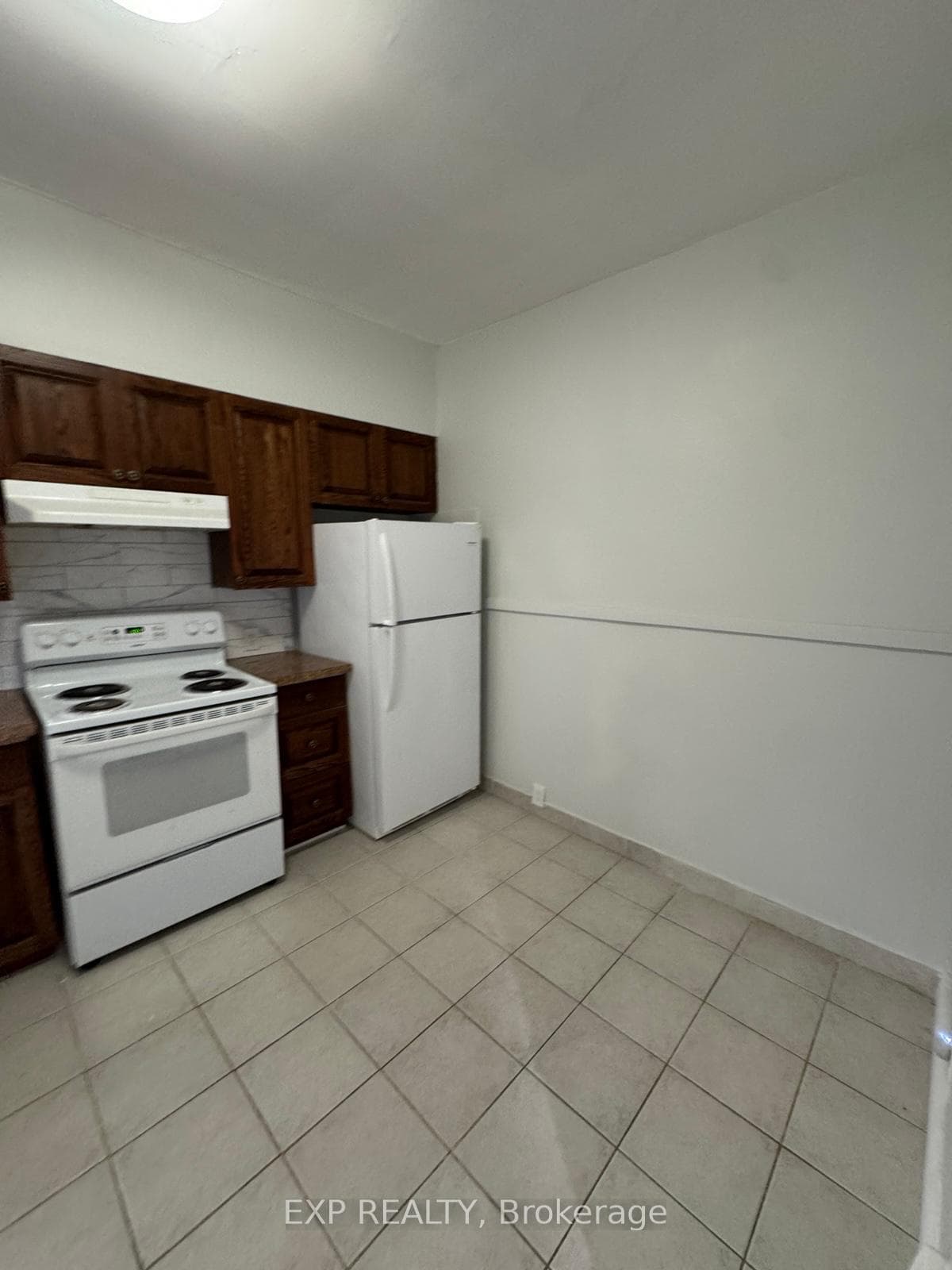 422 Clendenan Avenue Unit Main photo 11
