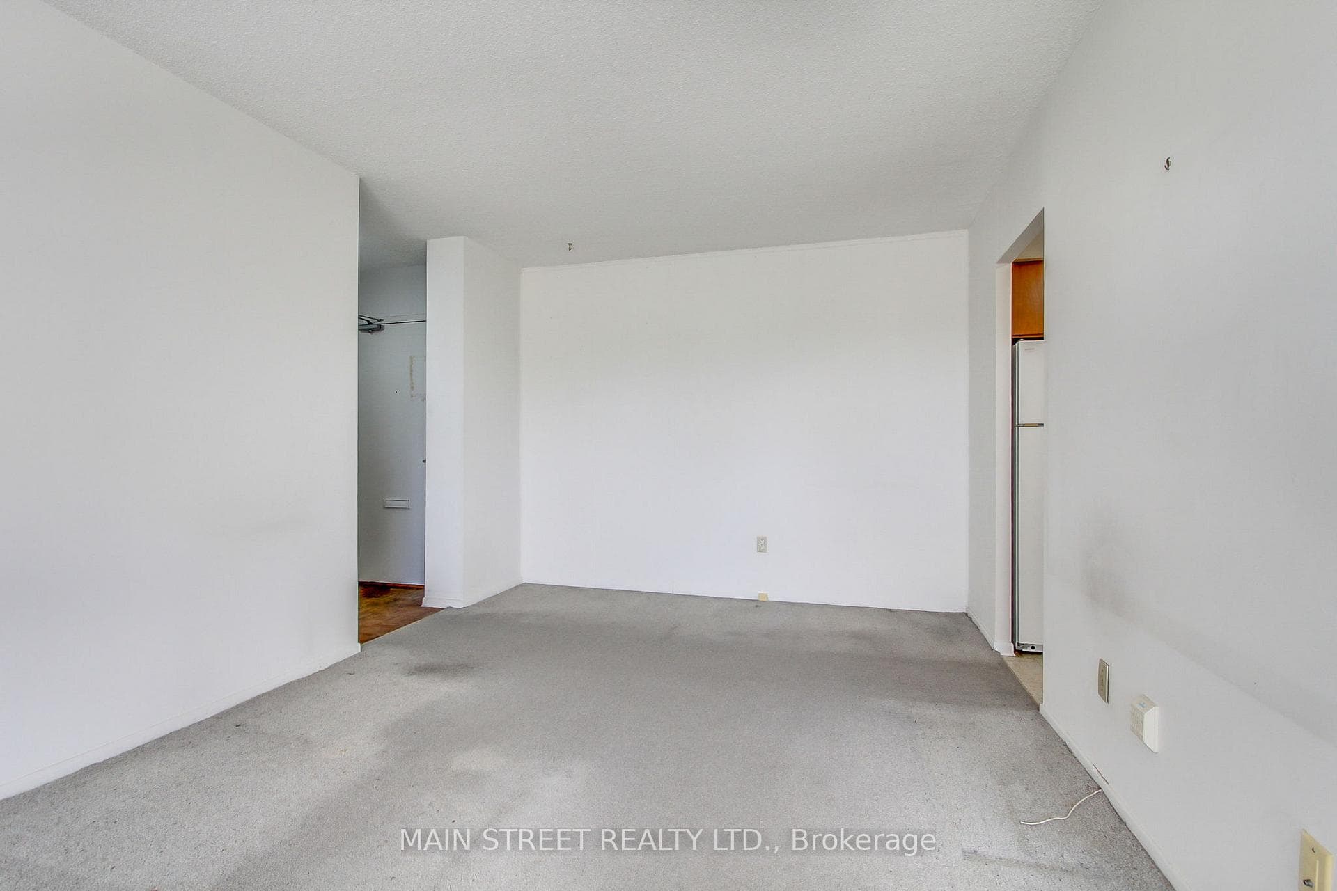 5 Parkway Forest Drive Unit 1015 photo 8