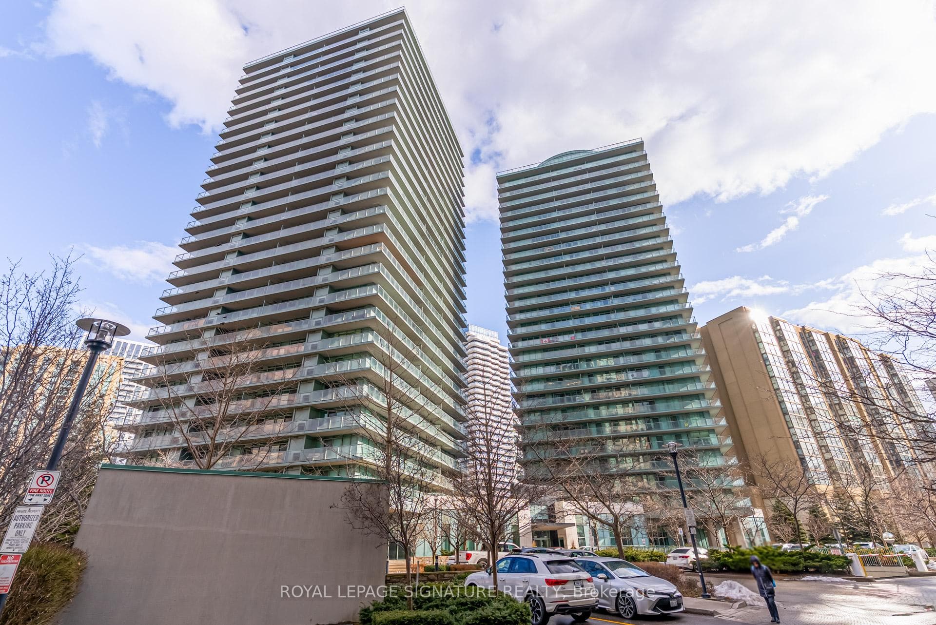 5500 Yonge Street Unit 202 photo 1